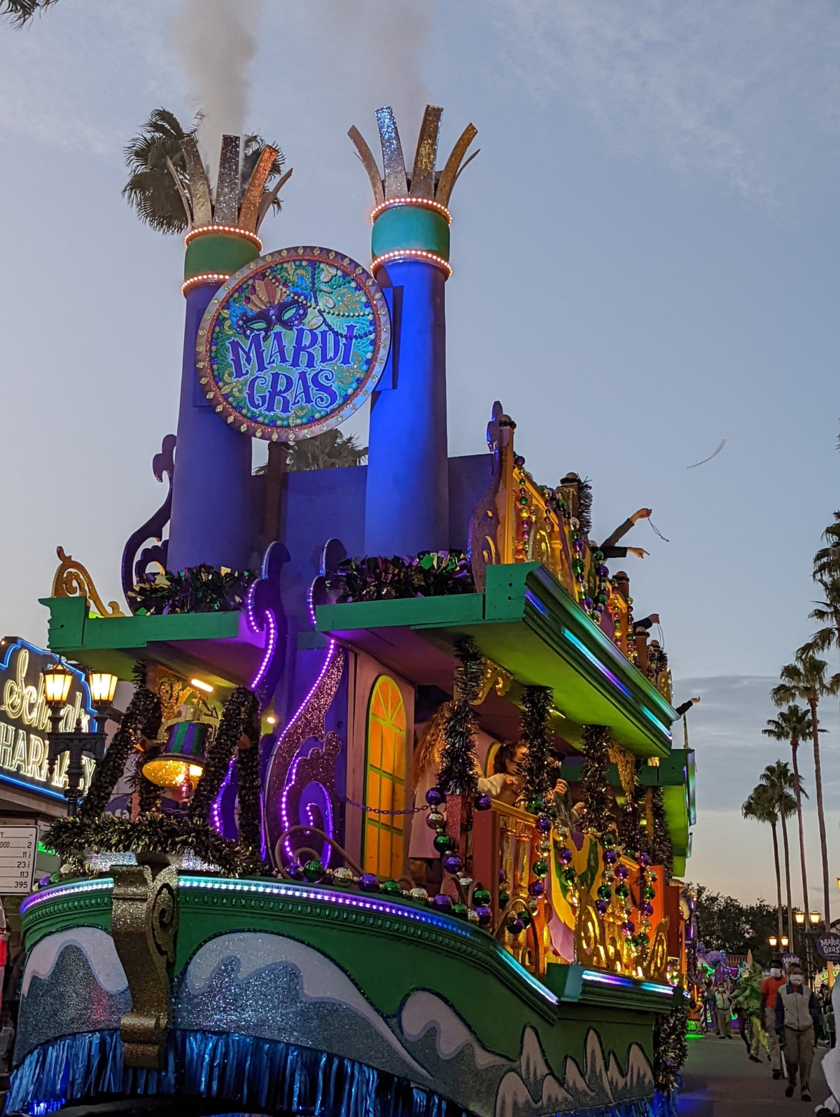 Universal Orlando Mardi Gras Event 2022 Review – Molly's Travels