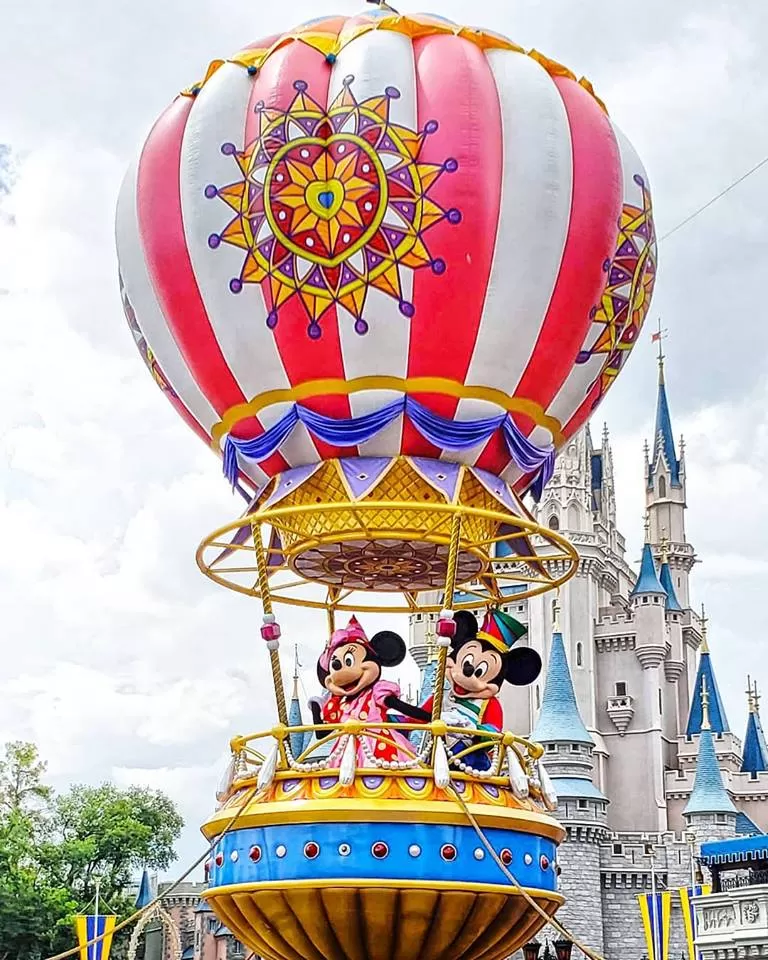 5 Reasons To Visit Walt Disney World - Disney Deciphered